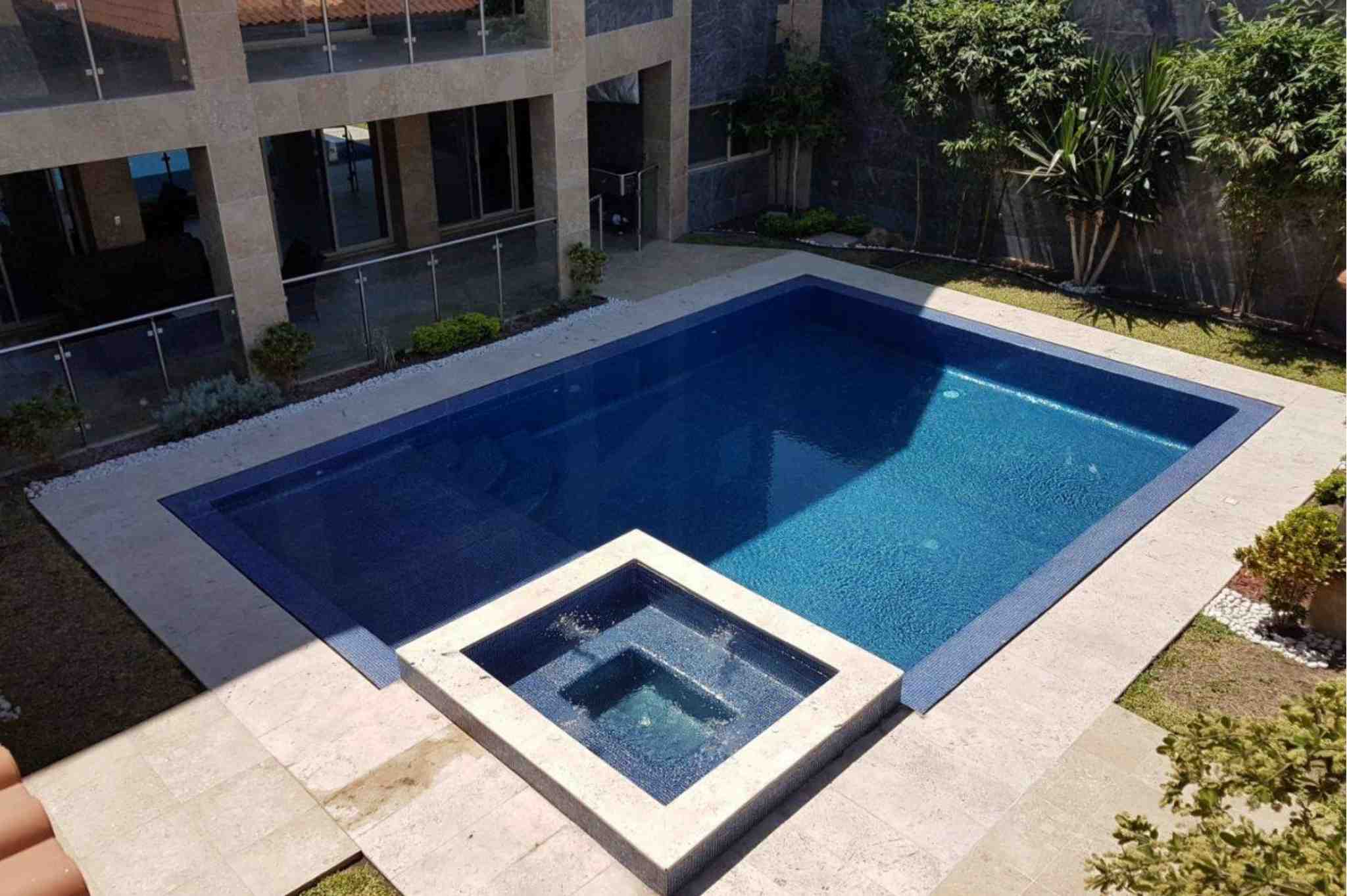Alberca-con-Spa